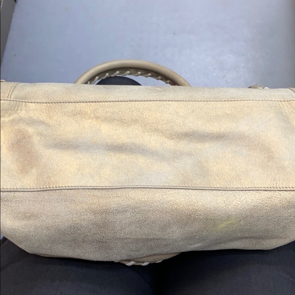 SOLD!!! Balenciaga Classic Metallic Gold City - Picture 16 of 16